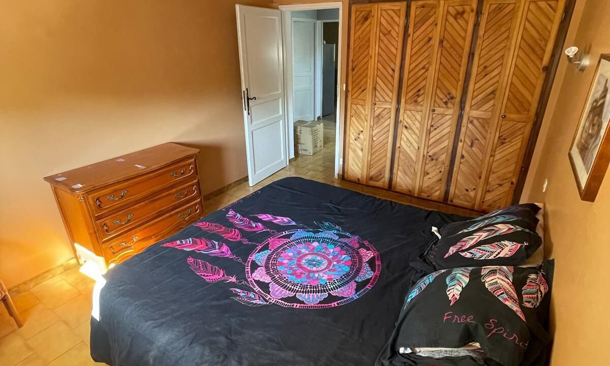 Photo of Bedroom in Courthezon