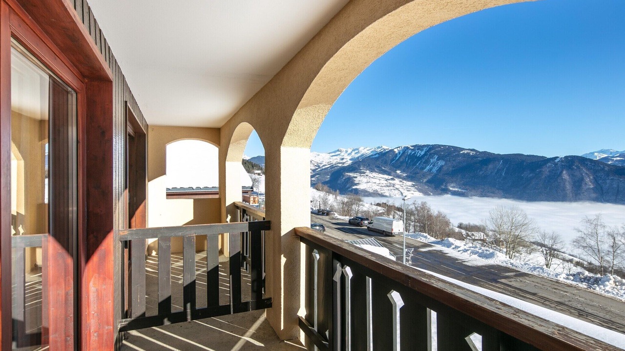 Photo of Patio Balcony in Doucy-Combelouviere