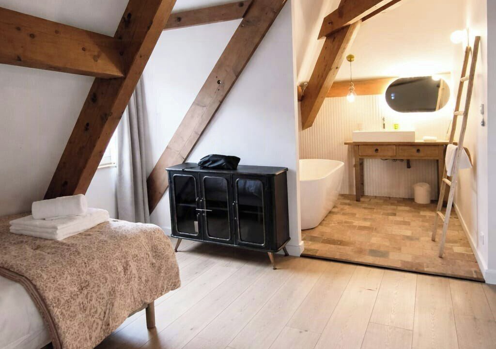 Photo of Bedroom in Conjux