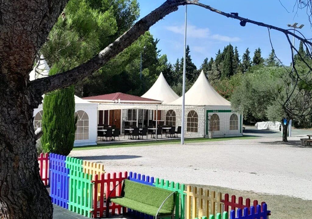 Photo of Outdoor in Chateauneuf-de-Gadagne