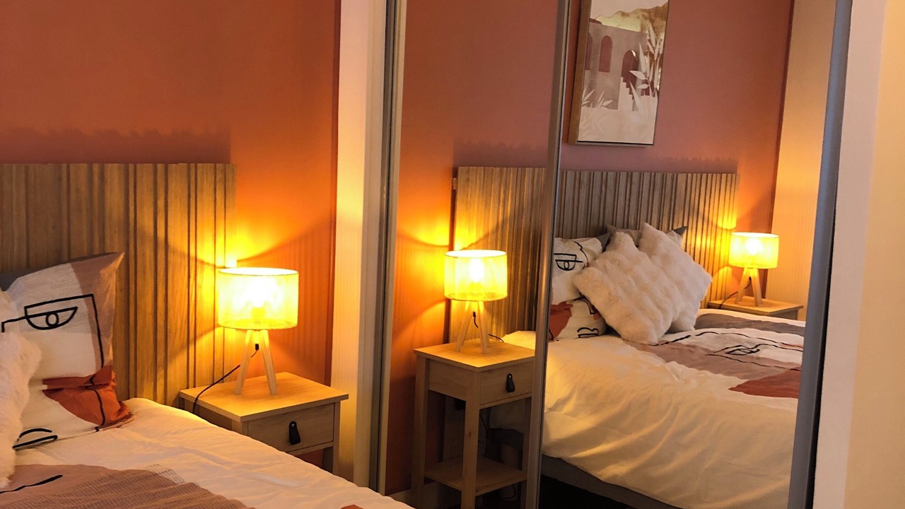 Photo of Bedroom in Decines-Charpieu