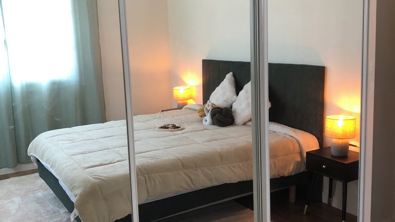 Photo of Bedroom in Decines-Charpieu