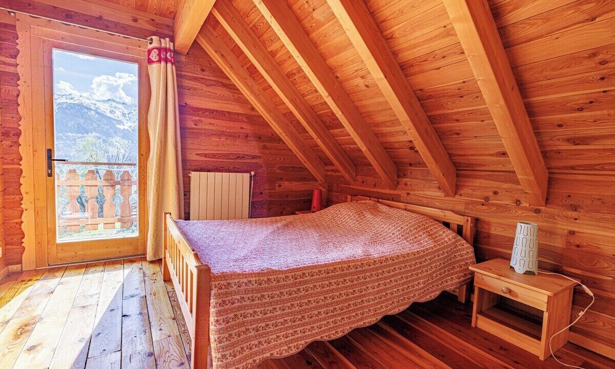 Photo of Bedroom in Allos