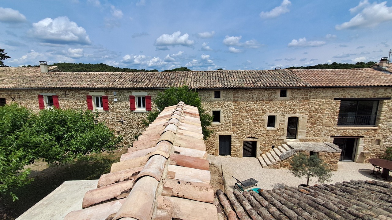 Photo of Outdoor in Suze-la-Rousse