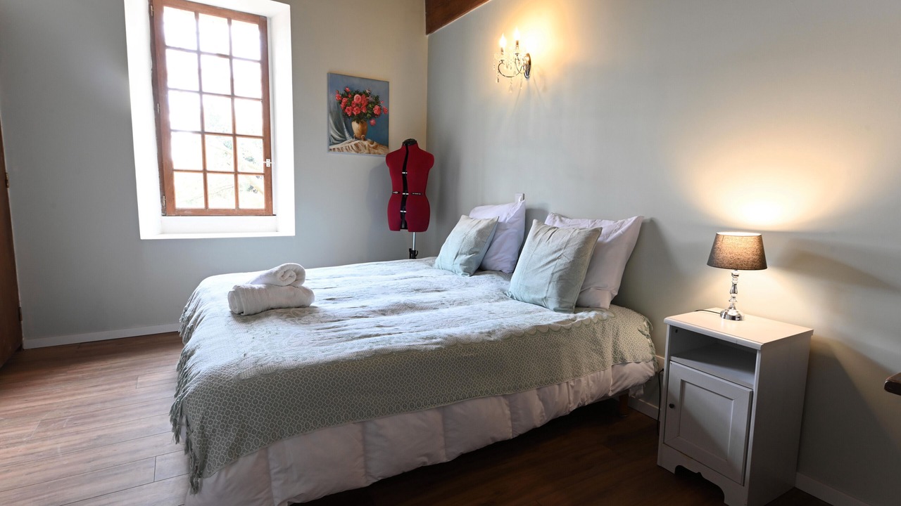 Photo of Bedroom in Mazerolles-du-Razes