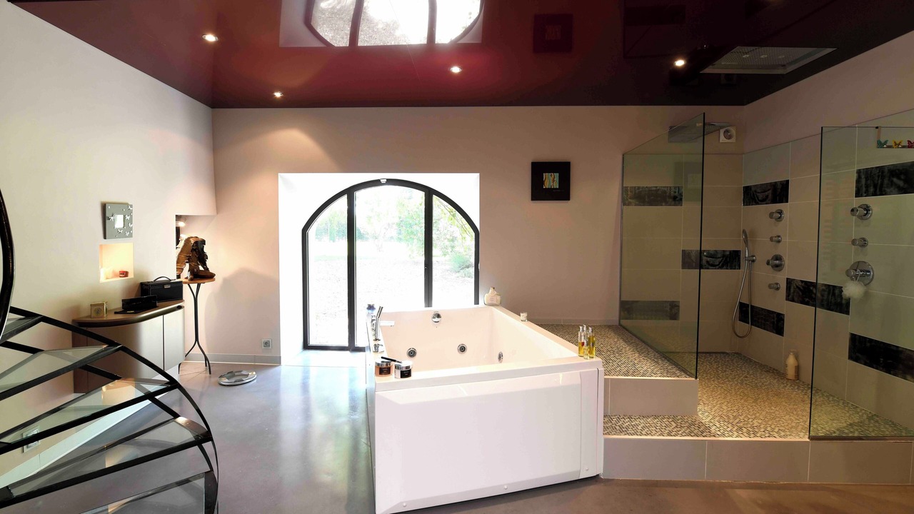 Photo of Bathroom in Caumont-sur-Durance