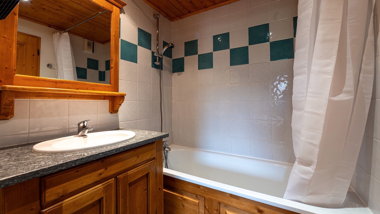 Photo of Bathroom in Plagne Centre