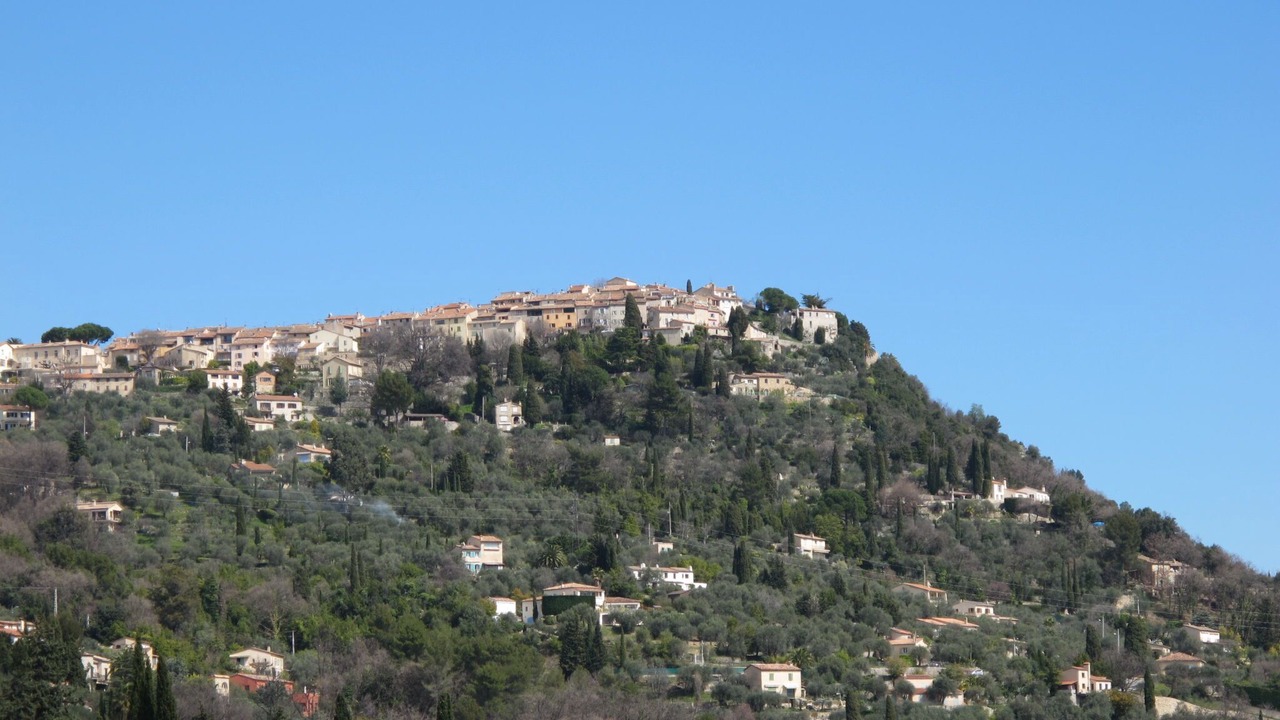 Photo of Others in Cabris