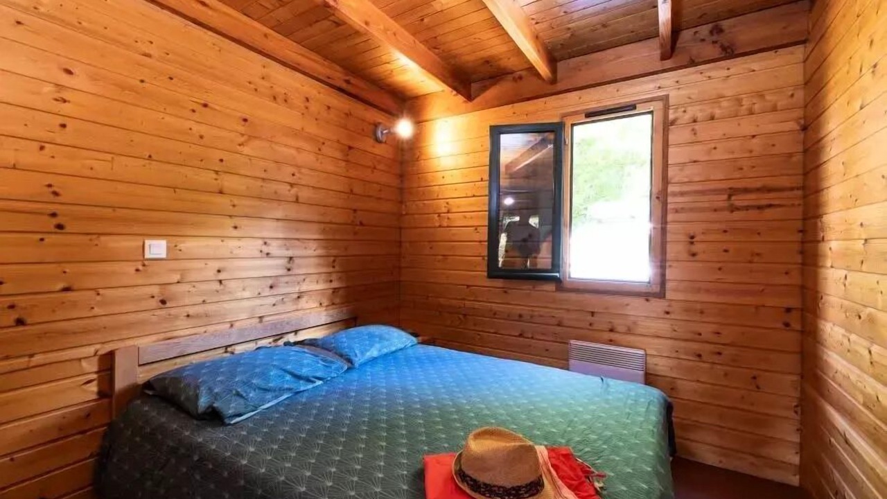 Photo of Bedroom in Cublize