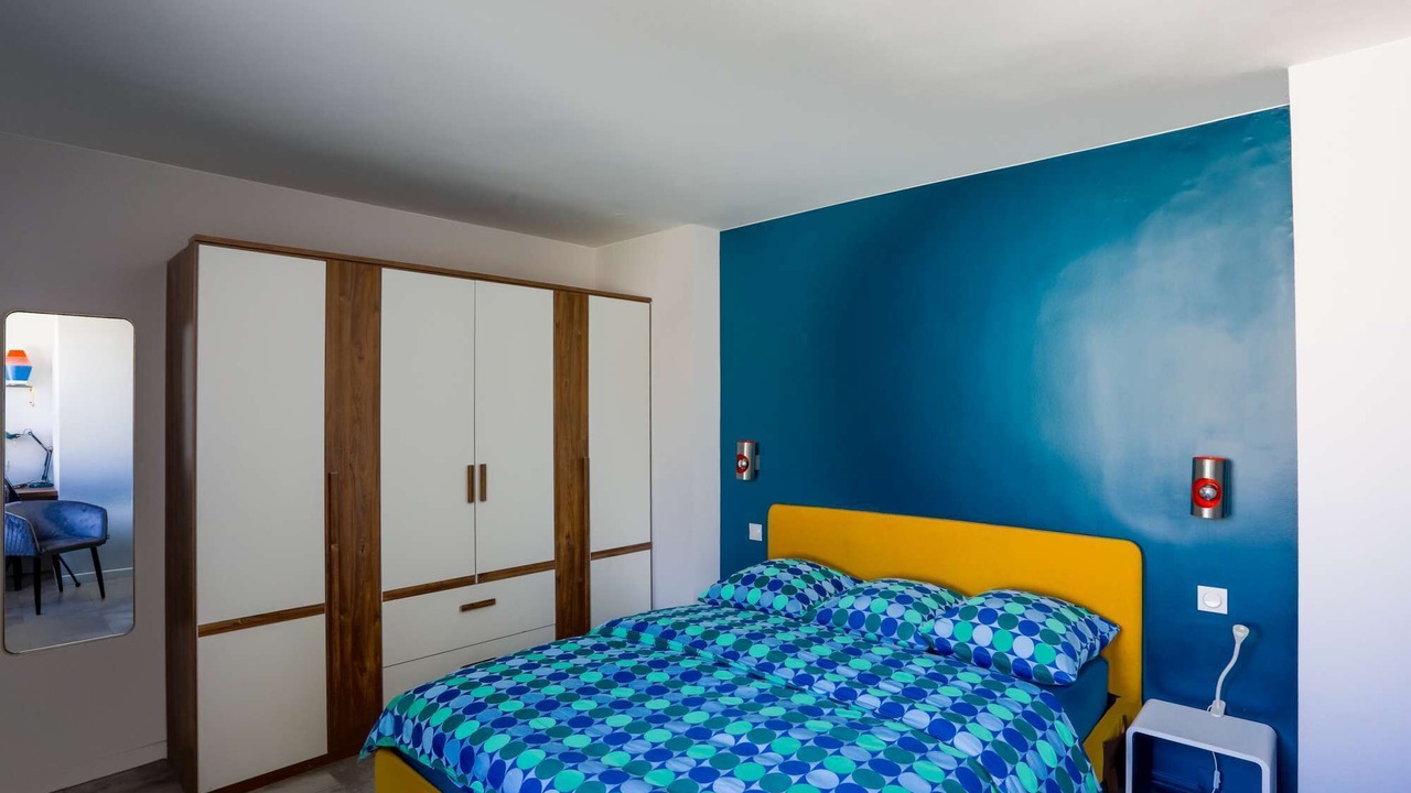 Photo of Bedroom in Republique - Tolstoi