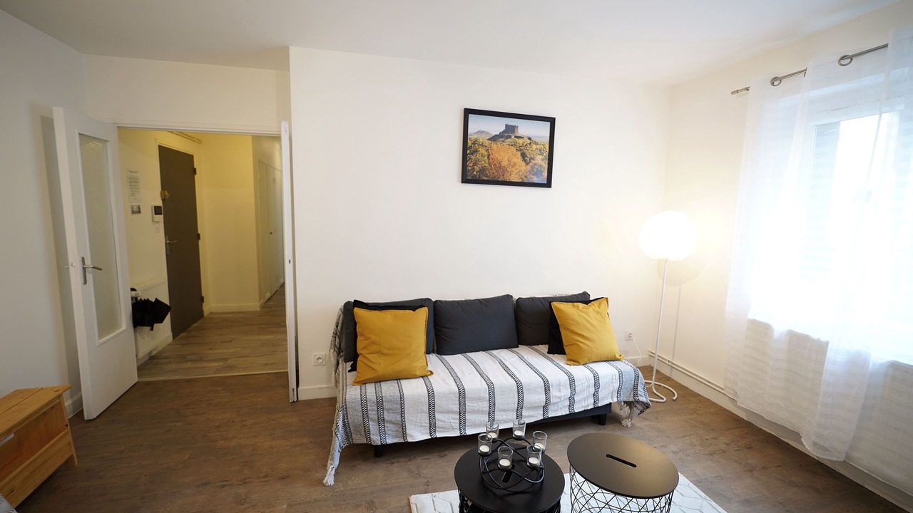 Photo of Livingroom in Issoire