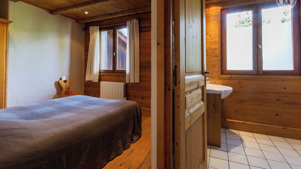 Photo of Bedroom in Le Praz
