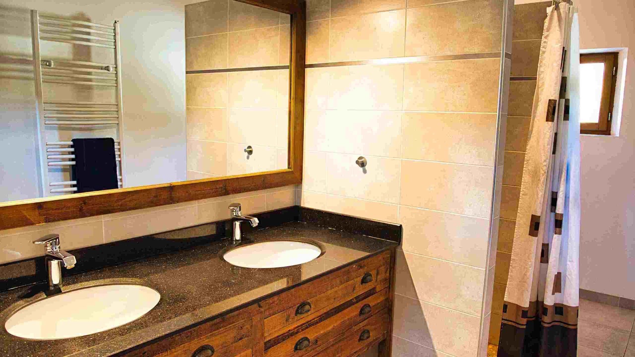 Photo of Bathroom in Saint-Jean-de-Bueges