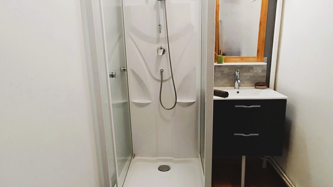 Photo of Bathroom in Jassat