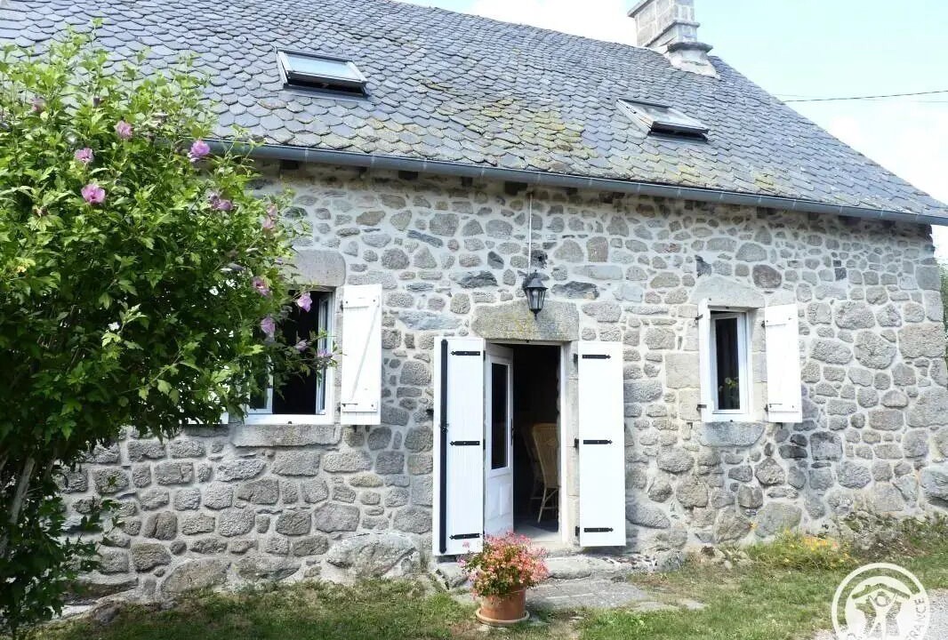 Photo of Outdoor in Sarroux-Saint-Julien