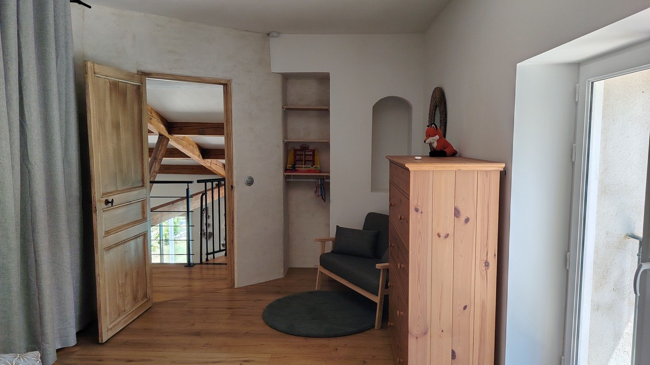 Photo of Bedroom in Orange