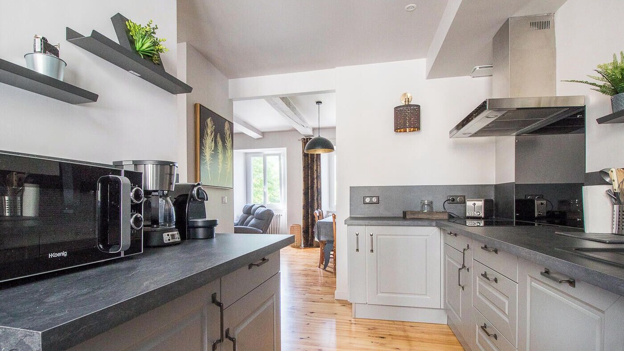 Photo of Kitchen in Egliseneuve-d'Entraigues
