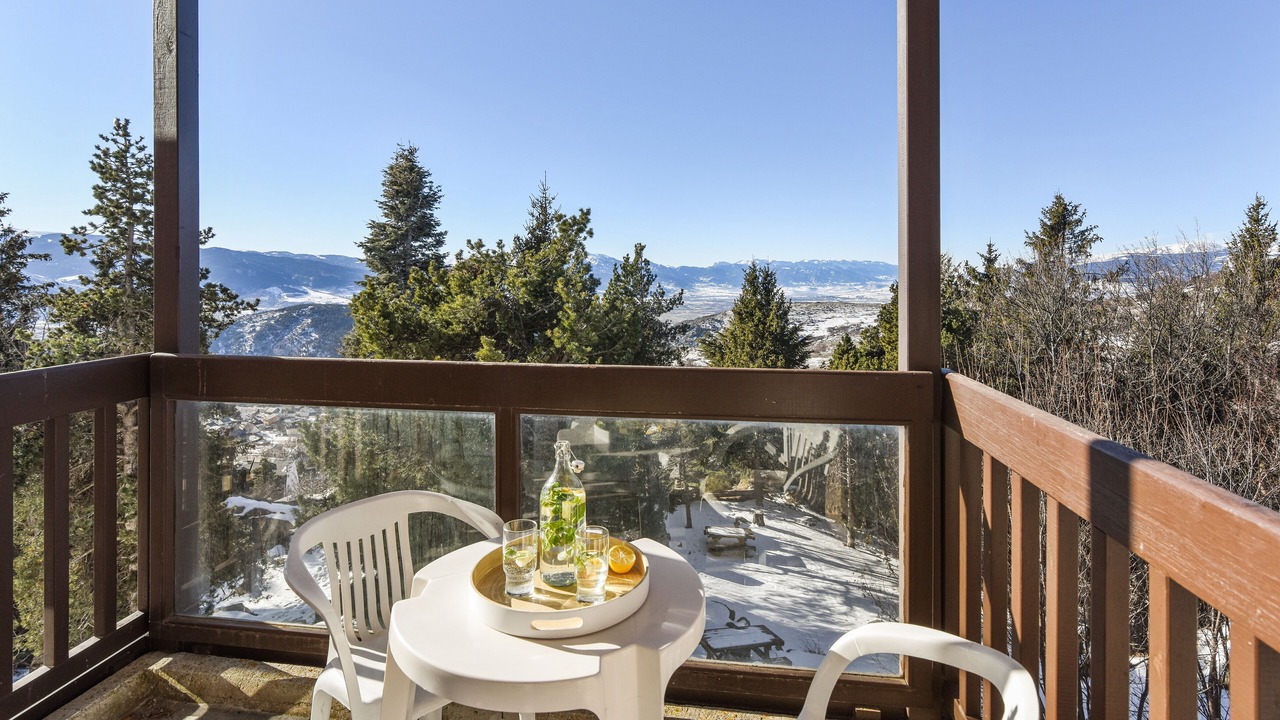 Photo of Patio Balcony in Font-Romeu-Odeillo-Via