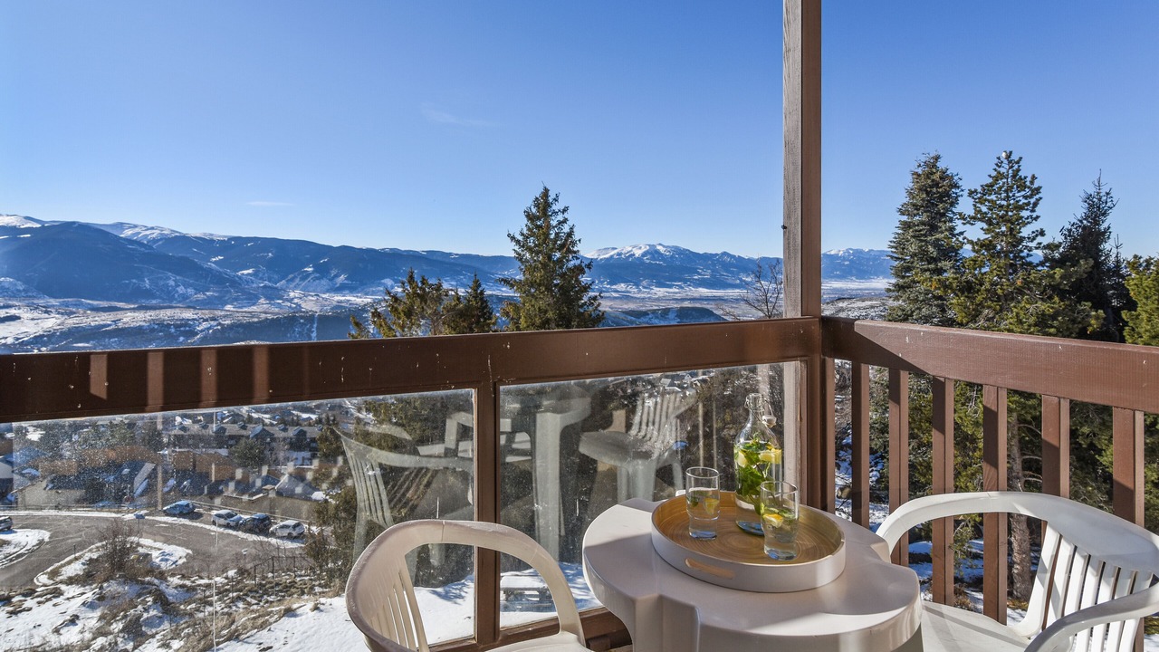 Photo of Patio Balcony in Font-Romeu-Odeillo-Via