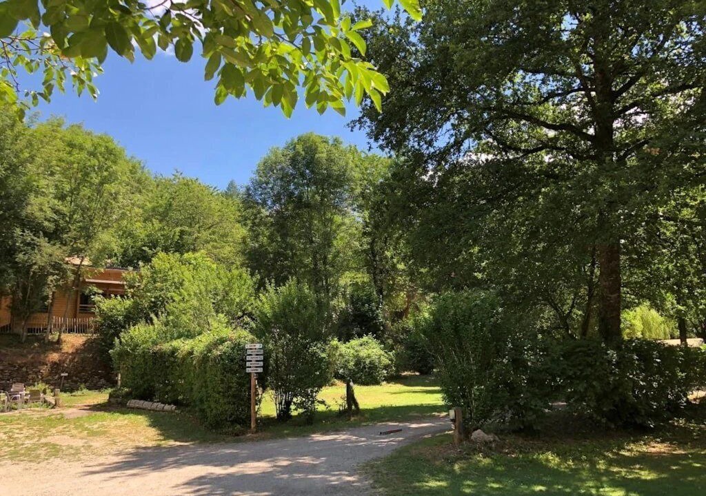 Photo of Outdoor in Saint-Constant-Fournoules