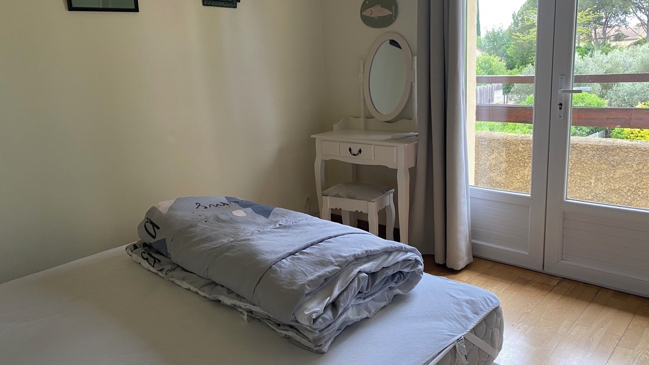 Photo of Bedroom in Saint-Saturnin-les-Avignon