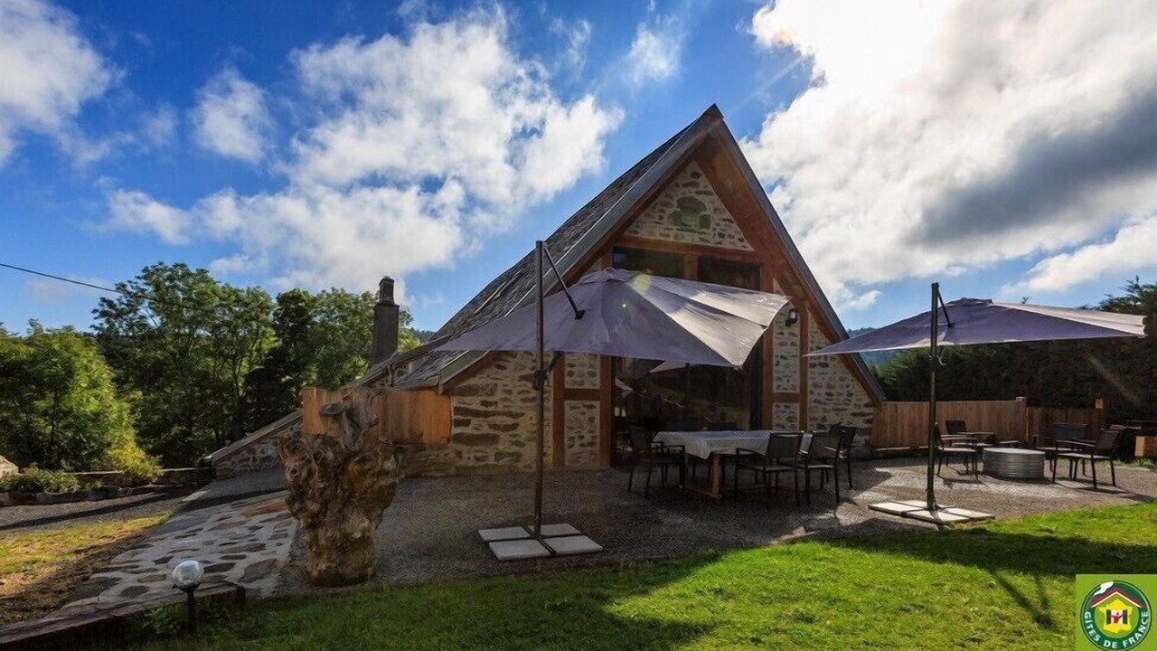 Photo of Outdoor in Orcival