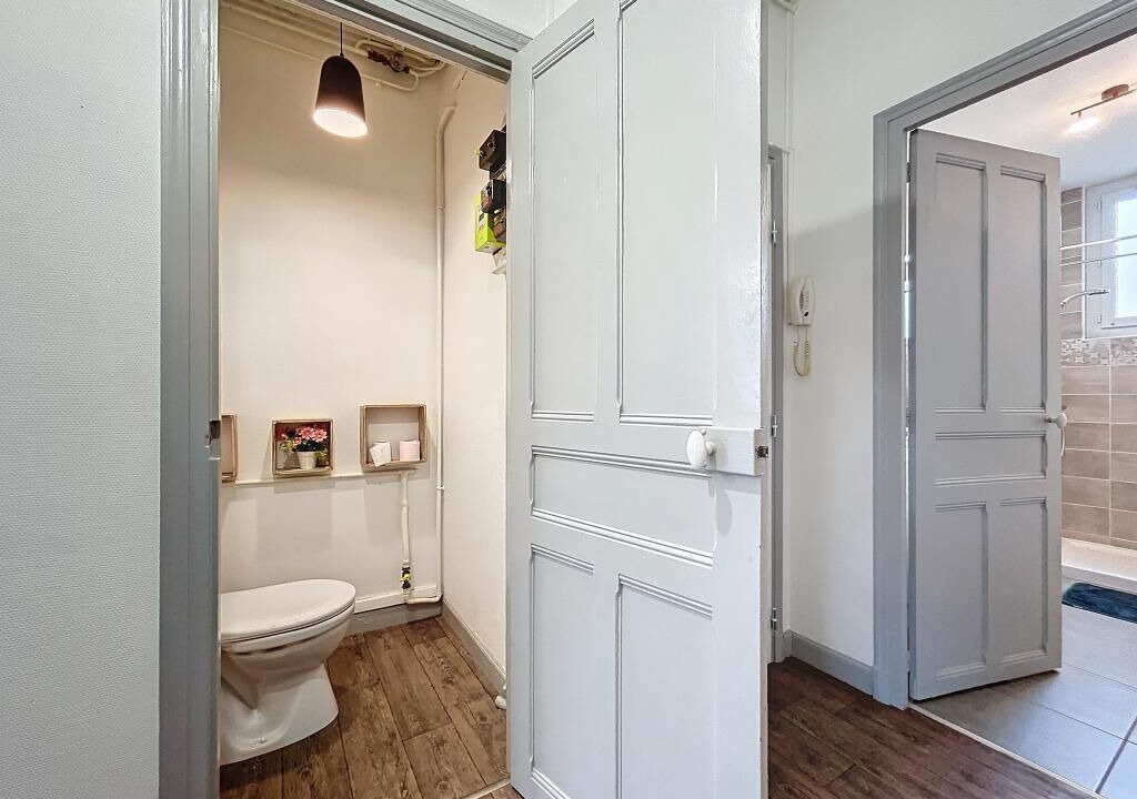 Photo of Bathroom in Montlucon