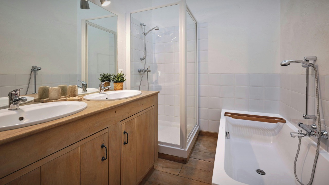 Photo of Bathroom in Saint-Jean-dʼAulps