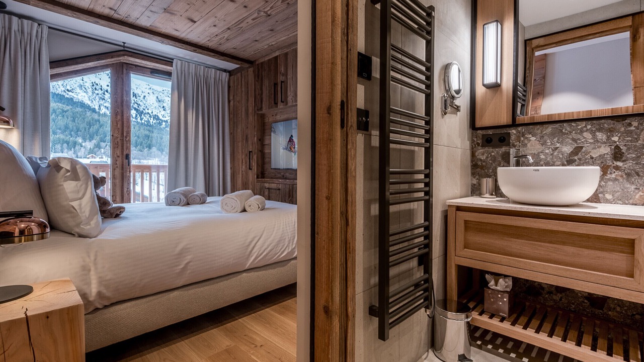 Photo of Bedroom in Meribel Centre