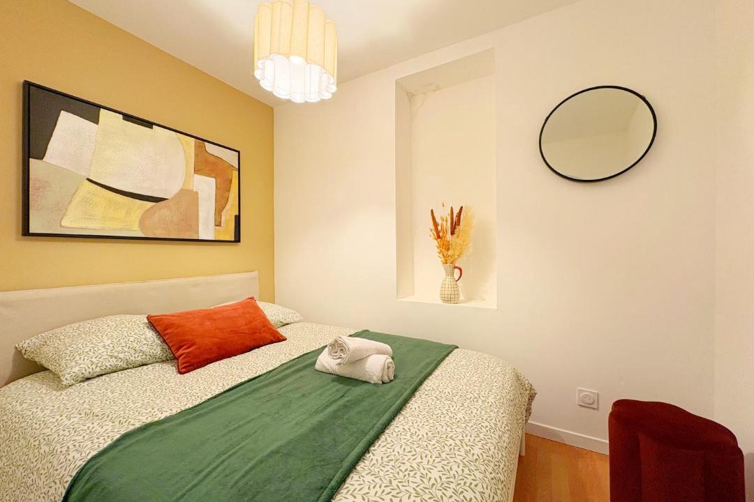 Photo of Bedroom in Richard Vitton - Chambovet