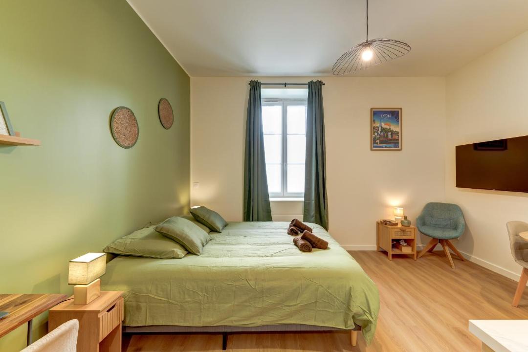 Photo of Bedroom in Republique - Tolstoi