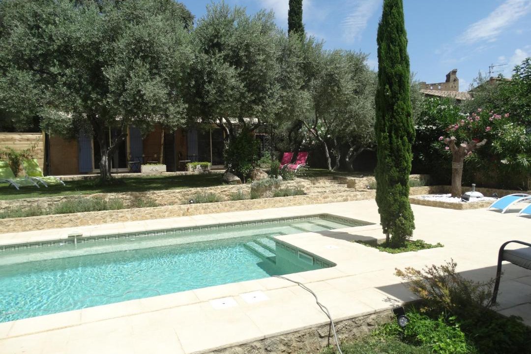 Photo of Others in Chateauneuf-du-Pape