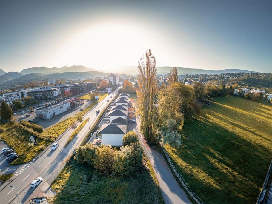 Photo of Others in Bassens