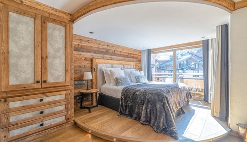 Superior Room, Village View