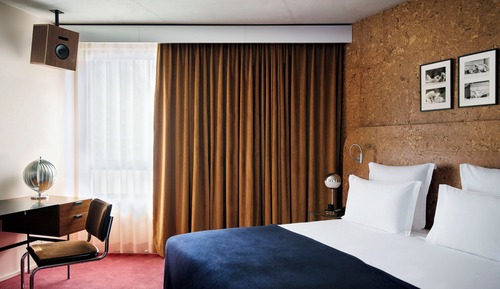 Prestige Room