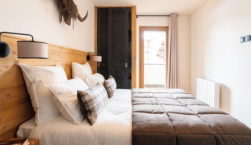 One-Bedroom Apartment (4 People) with Balcony