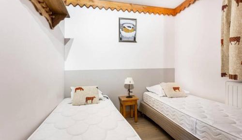 Select Three-Bedroom Apartment (8 People)