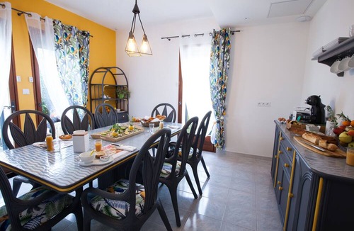 Grezan Bed & Breakfast | Chambres d'hôtes Les villas du triangle