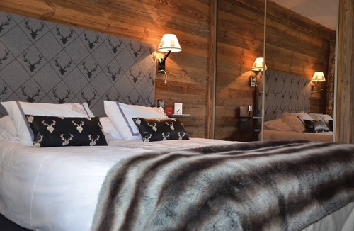 Tignes le Lac Hotel | Hôtel Les Campanules by Les Etincelles