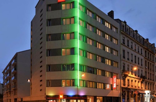 Saint Michel - Mairie Hotel | Ibis Lyon Centre