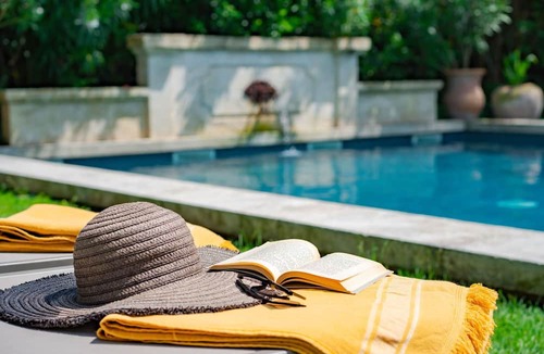 Mazan Hotel | Chateau de Mazan - Handwritten Collection