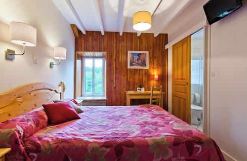 Saint-Romain Hotel | Hôtel Au Pont de Raffiny