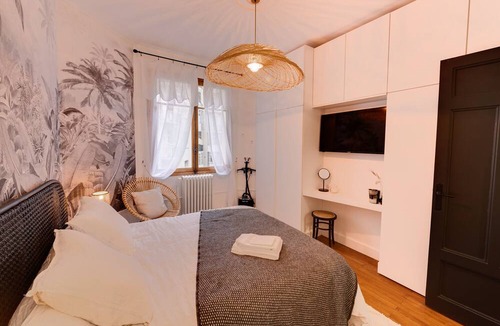 Annecy Old Town Apartment | Les Ilots - Joseph Blanc: apartment 2 rooms on the lake, wifi & balcony