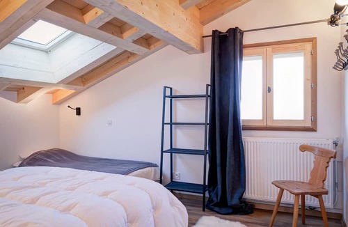 La Perriere Ski Chalet | Charming 3* Chalet with Panoramic Views, 400m from La Tania Ski Slopes