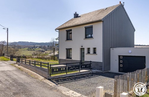 Saulzet-le-Froid House | Gîte des Marguerites - SAULZET LE FROID