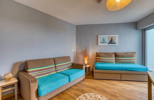 La Grande-Motte Apartment | Studio with Sea View Terrace on the Beach in La Grande Motte – Renovated 2026
