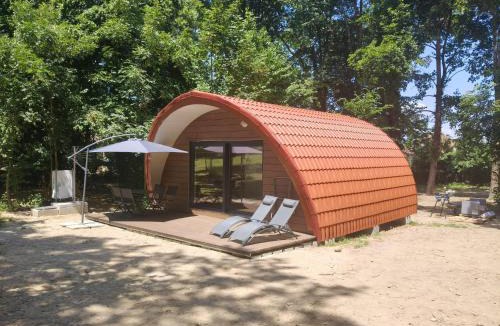 La Batie-Montgascon Cabin | Ecolodge Insolite