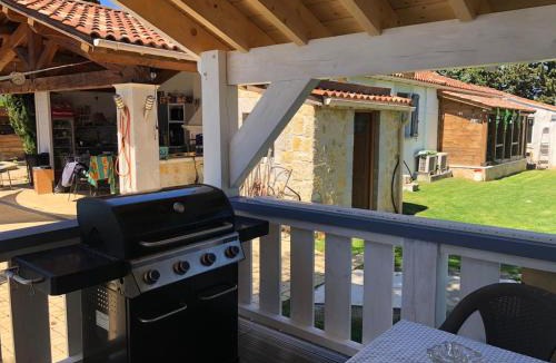 Camaret-sur-Aigues Ski Chalet | Chalet Mont Ventoux et Chalet VIP
