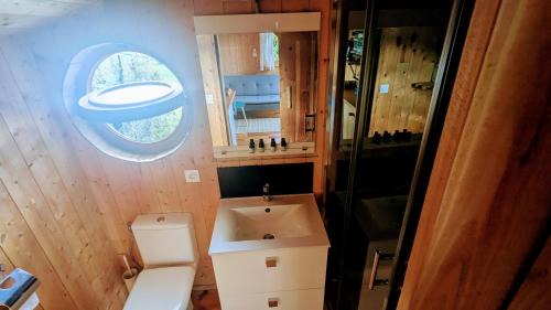 Serrieres-sur-Ain Cabin | Cabanes et Lodges du Belvedere