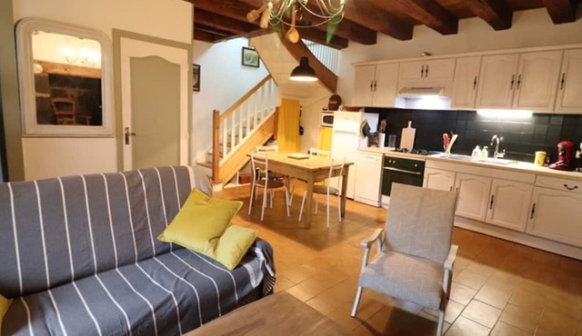 Gite Saint-Projet-de-Salers, 2 bedrooms, 4 persons